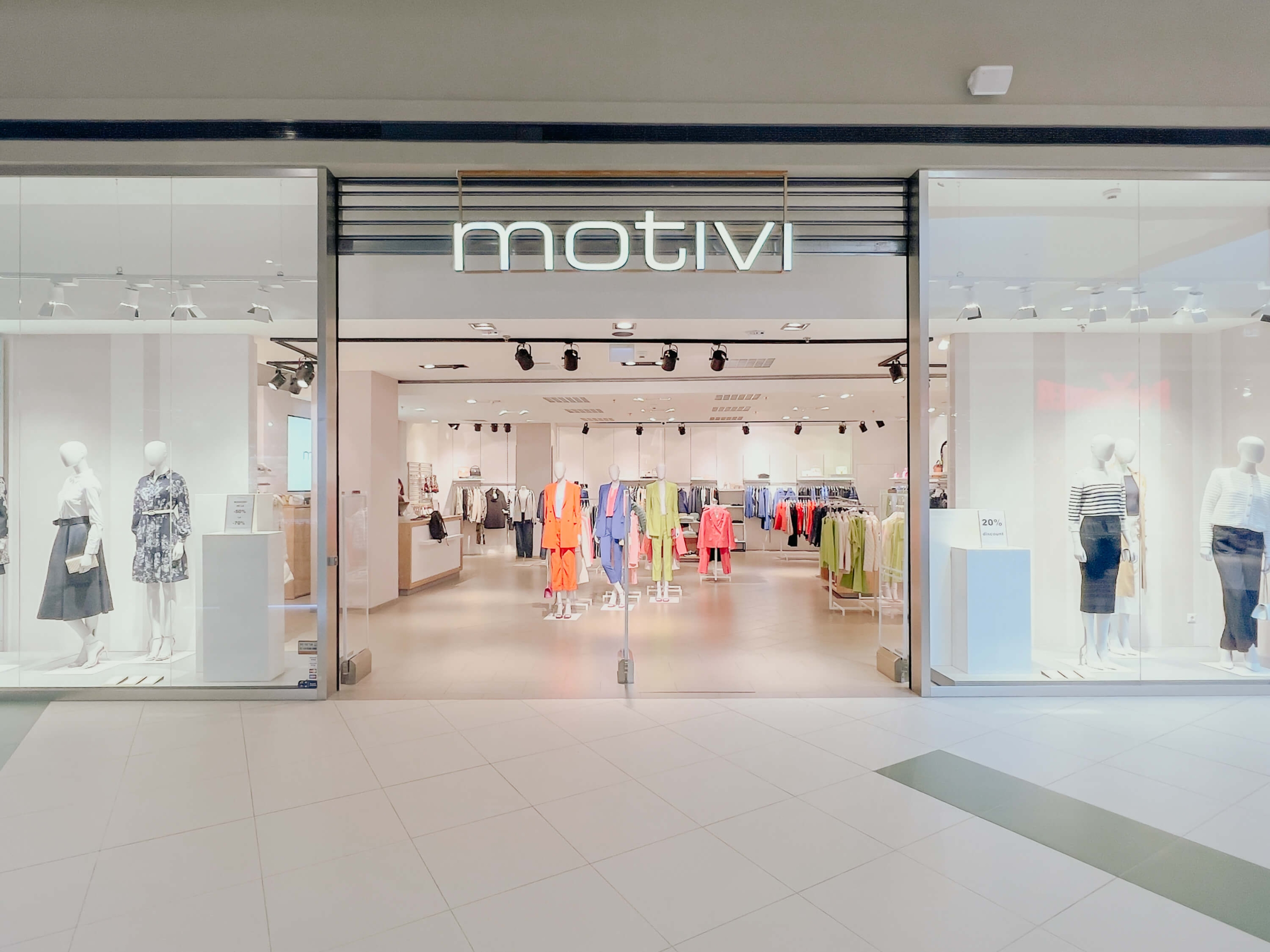 Vizitează noul magazin Motivi din Coresi Shopping Resort!